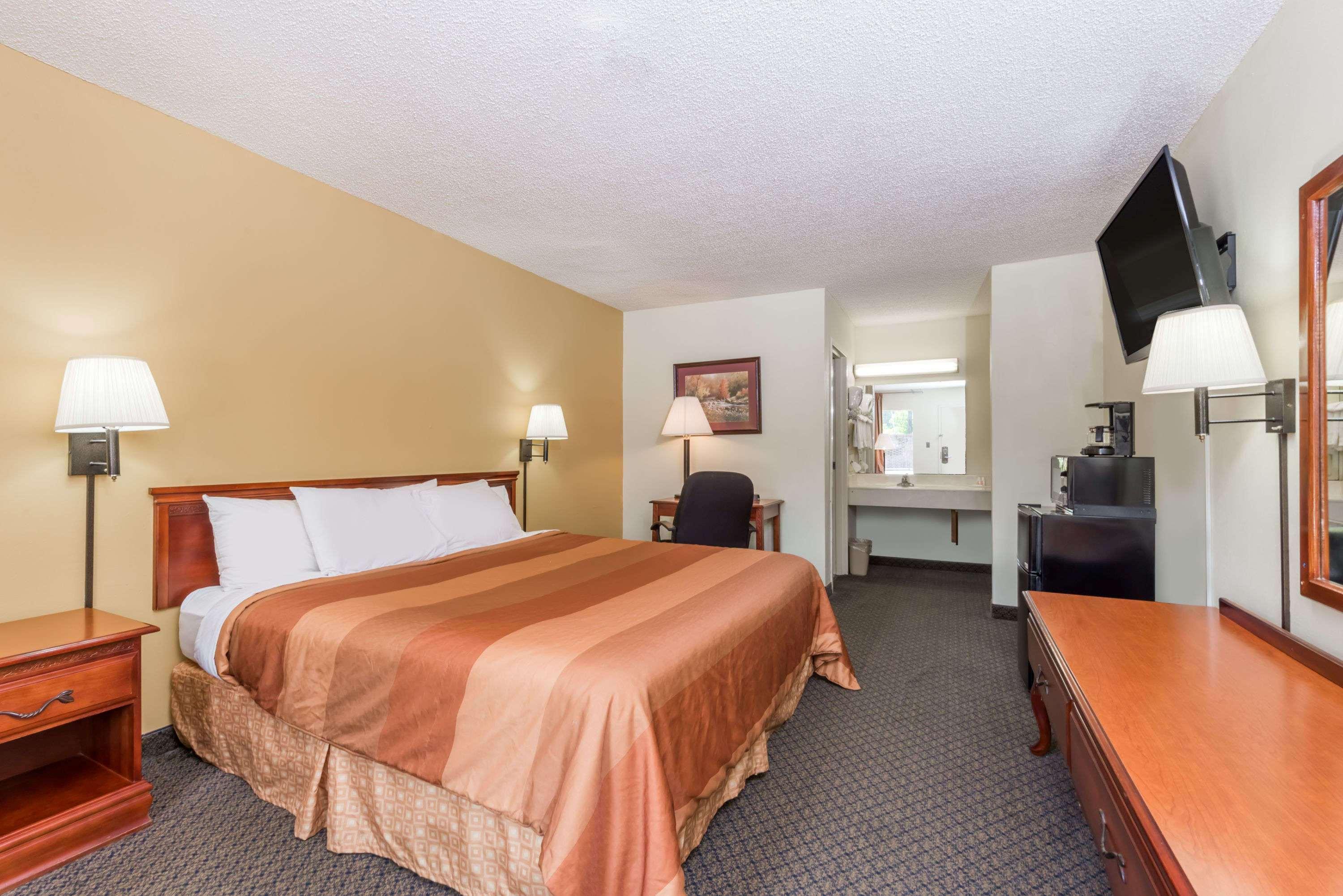 Days Inn By Wyndham Fort Payne Exteriér fotografie